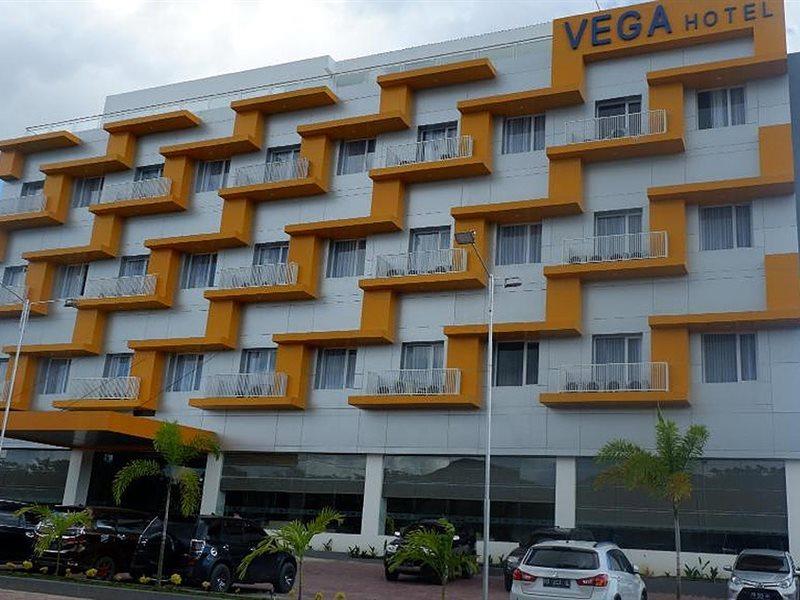 Vega Prime Hotel & Convention Sorong Eksteriør billede