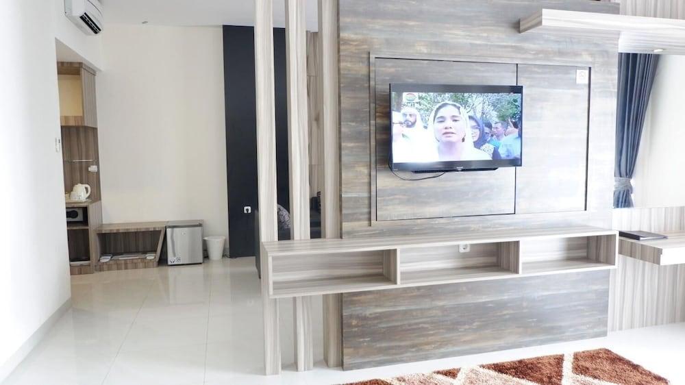 Vega Prime Hotel & Convention Sorong Eksteriør billede